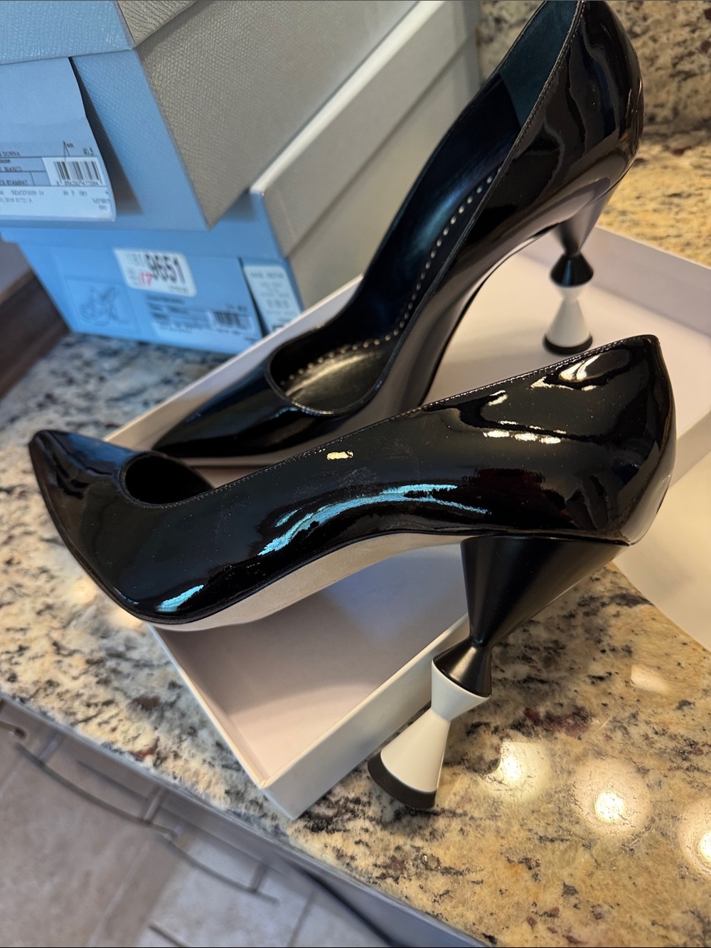 Black Patent Women's Pump with Sculpted Heel 41